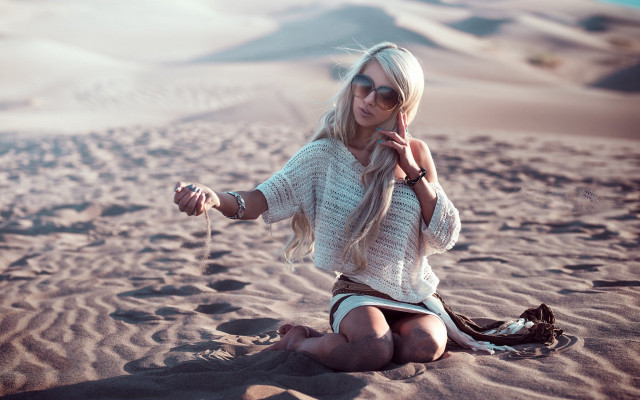 Woman sitting sand phone aqua free wallpaper - medium preview image