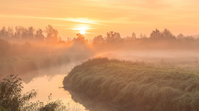 River foggy sky sunrise impressionist free wallpaper - medium preview image