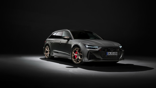 Grey car dark room spotlight free wallpaper - medium preview image