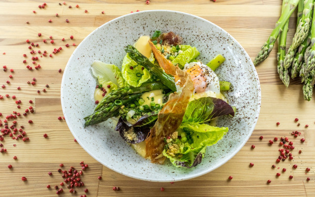 Salad asparagus vegetables redpepperflakes stilllife free wallpaper - medium preview image