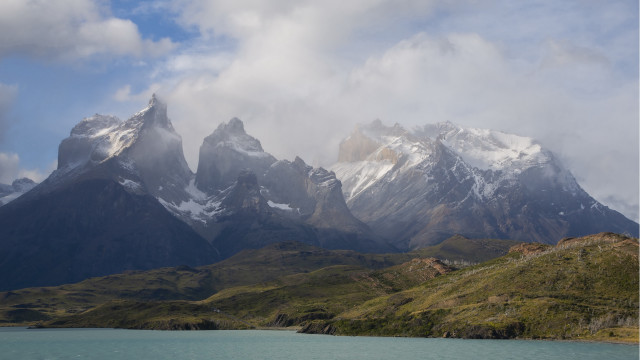 Mountain range snow water clouds free wallpaper - medium preview image