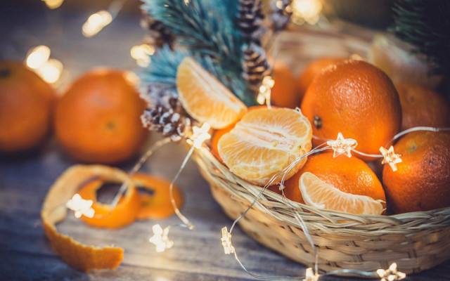 Basket oranges pinecones autumn halloween free wallpaper - medium preview image