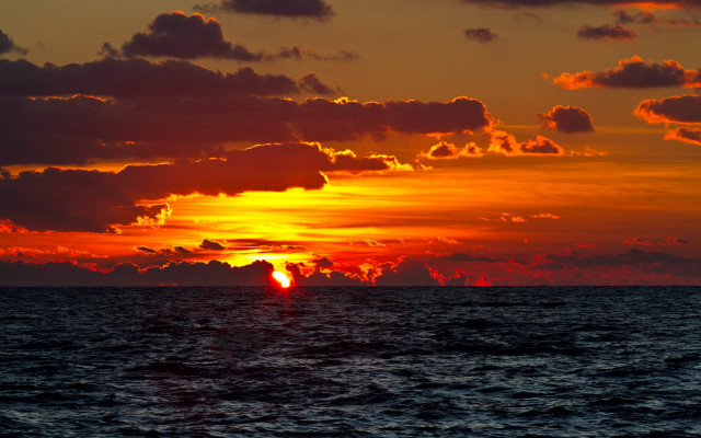 Sunset ocean clouds boat horizon #2 free wallpaper - medium preview image