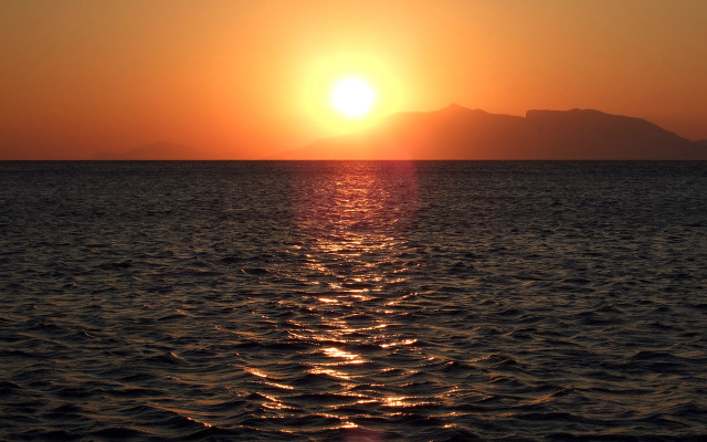 Sunset ocean mountain shore moon free wallpaper - medium preview image