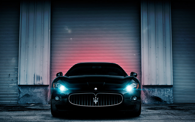 Black maserra garage red light free wallpaper - medium preview image