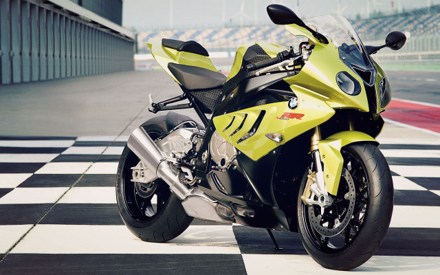 Yellow motorcycle checkered floor race free wallpaper - medium preview image