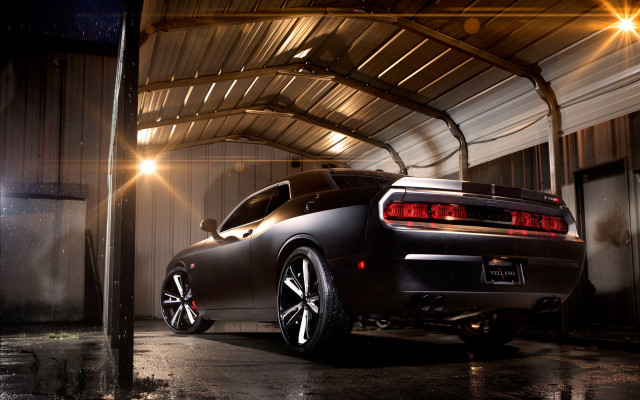 Car garage headlight rimlighting tiltshift free wallpaper - medium preview image