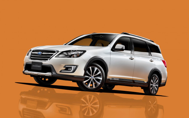 White suv studio photo reflection free wallpaper - medium preview image