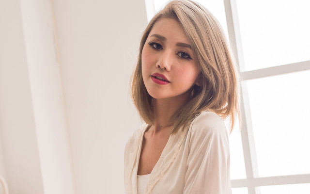 Woman redlipstick window portrait orphism free wallpaper - medium preview image
