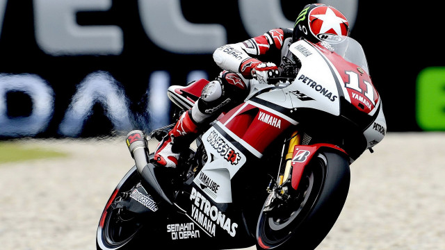 Motorcycle race track helmet smoke free wallpaper - medium preview image