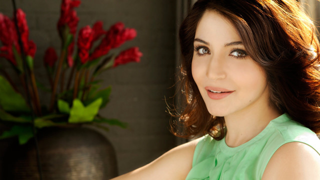 Woman green dress flowers vase free wallpaper - medium preview image