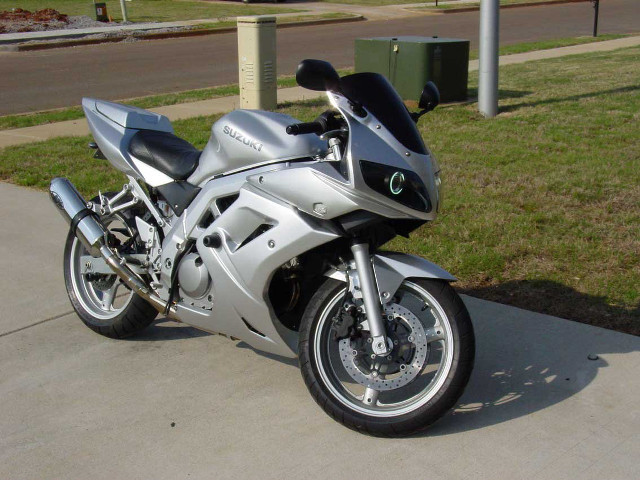 Silver motorcycle street sign cybernetics free wallpaper - medium preview image