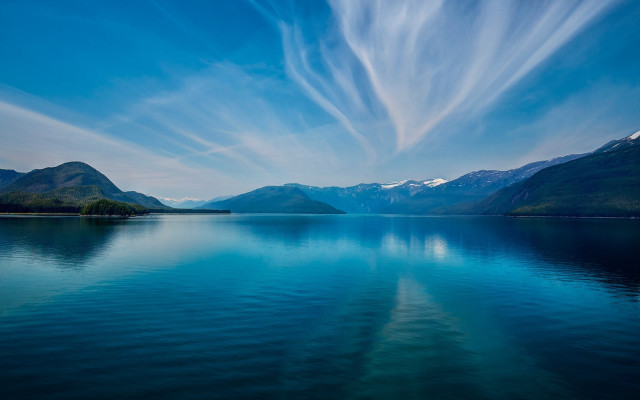 Lake mountains sky clouds beach free wallpaper - medium preview image