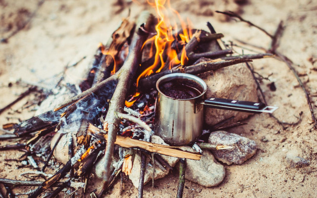 Campfire hot sauce flame autumn free wallpaper - medium preview image