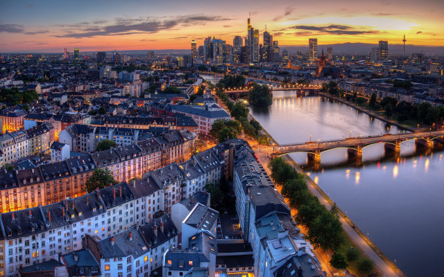 Florence bridge river sunset cityscape free wallpaper for desktop - medium preview image