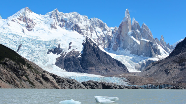 Mountain range glacier lake sky free wallpaper - medium preview image