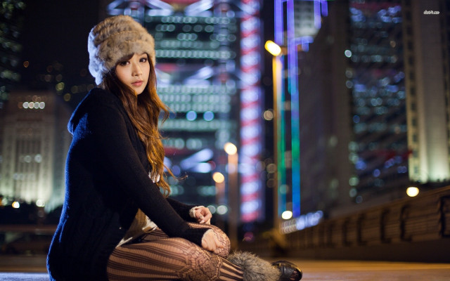 City night woman fur hat free wallpaper - medium preview image