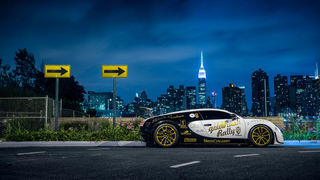 Car city night arrow bush free wallpaper - medium preview image