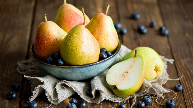 Bowl of fruit blueberries pears free wallpaper - medium preview image
