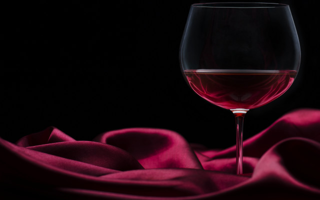 Glass wine table cloth side free wallpaper - medium preview image
