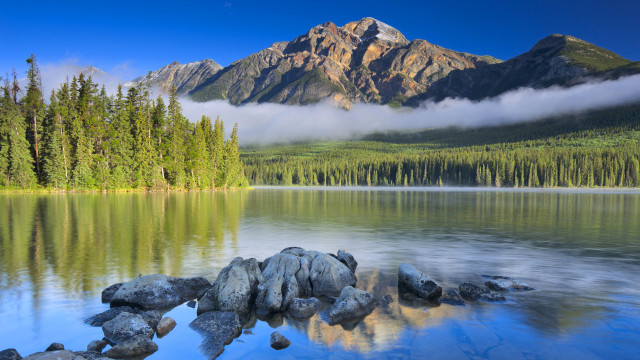 Mountain range reflection lake trees #14 free wallpaper - medium preview image