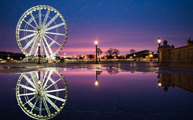 Ferris wheel reflection city night free wallpaper - medium preview image