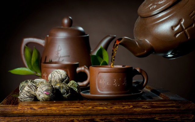 Teapot pouring tea cup tea free wallpaper - medium preview image