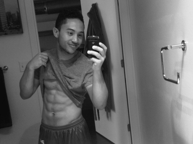 Man taking selfie mirror shirt free wallpaper - medium preview image