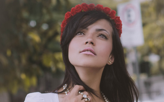Woman redflower necklace lookingup bokeh free wallpaper - medium preview image