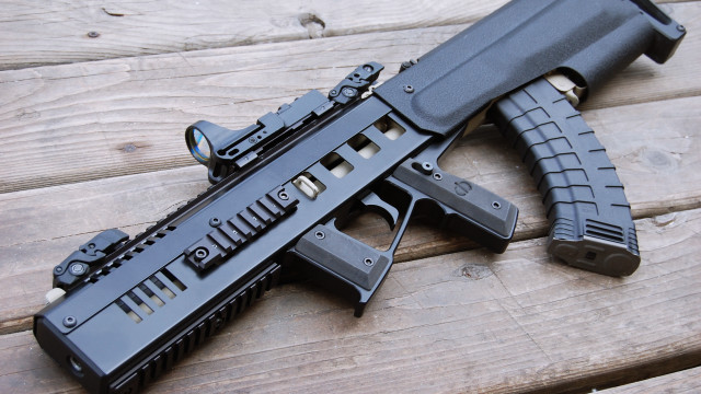 Gun wooden table magazine cobra free wallpaper - medium preview image