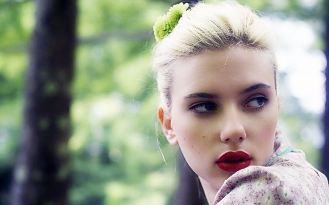 Woman greenflower redlips woods cosplay free wallpaper - medium preview image