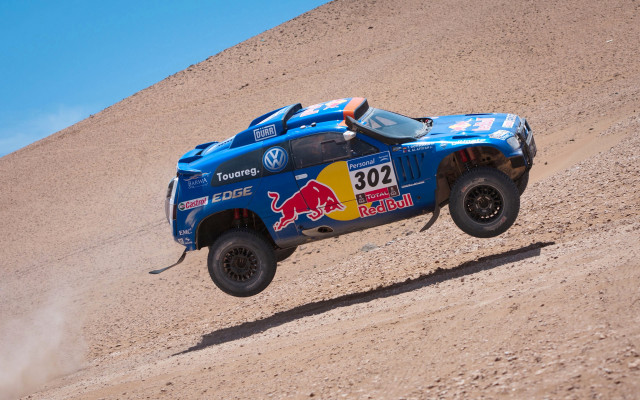 Blue truck red bull desert #2 free wallpaper - medium preview image