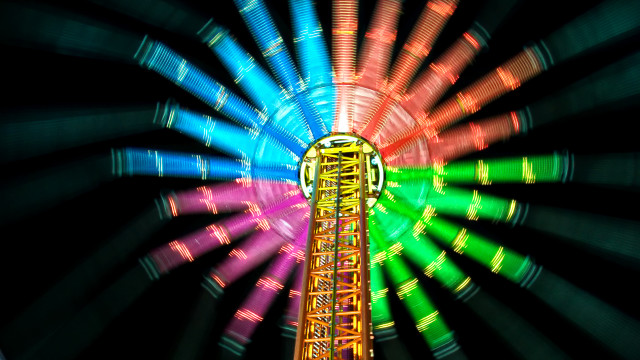 Ferriswheel motionblur citylights skyscraper library free wallpaper - medium preview image