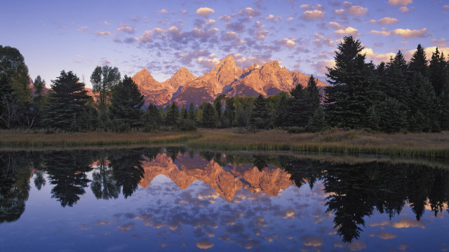 Mountain reflection lake sunset clouds #6 free wallpaper - medium preview image