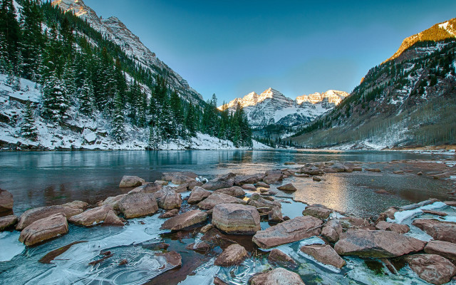 Mountain lake snow mountains forests free wallpaper - medium preview image