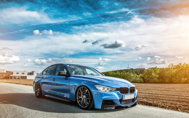 Blue car road field trees free wallpaper - medium preview image