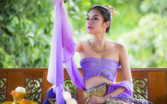 Purple dress bench scarf fang free wallpaper - medium preview image