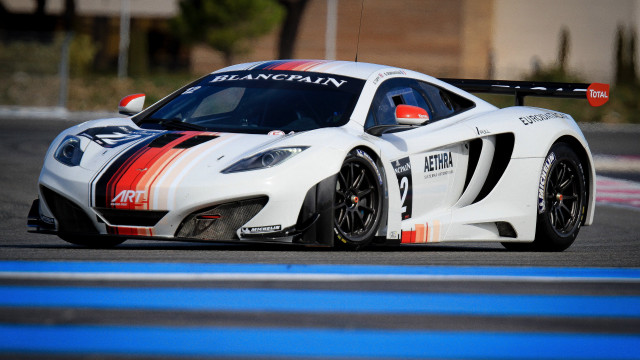 White racecar red white stripe free wallpaper - medium preview image