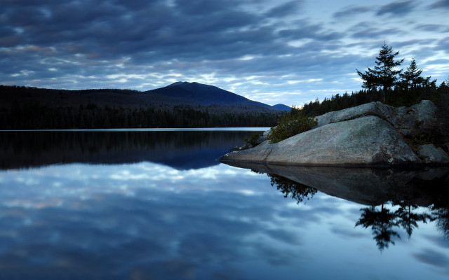 Lake rock mountain clouds sky #3 free wallpaper - medium preview image