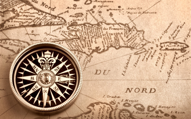 Compass map crown regionalism matte free wallpaper - medium preview image