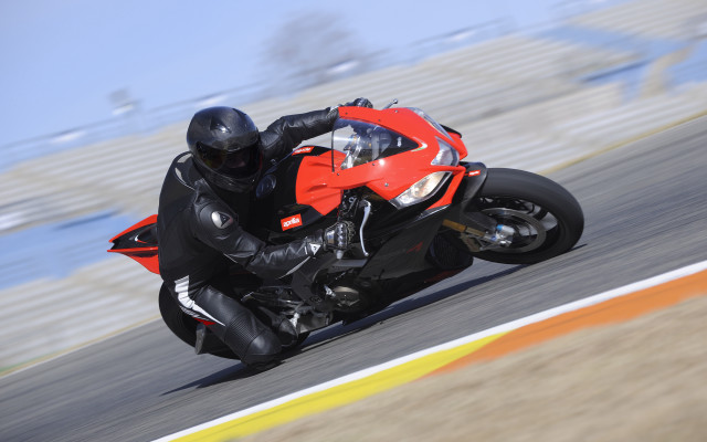 Motorcycle rider cybernetics jigsaw helmet free wallpaper - medium preview image