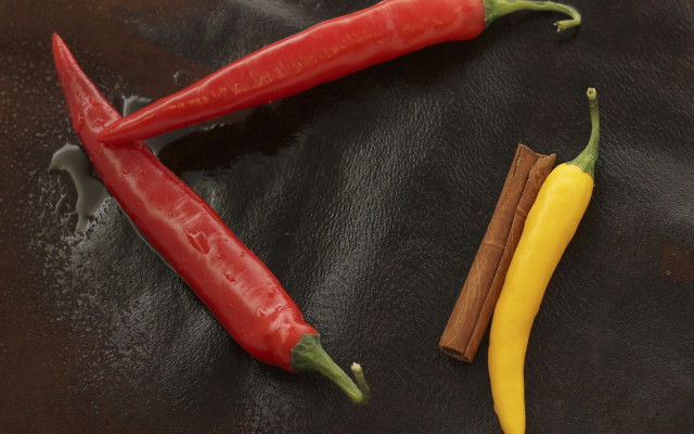 Red yellow peppers cinnamon pepper free wallpaper - medium preview image