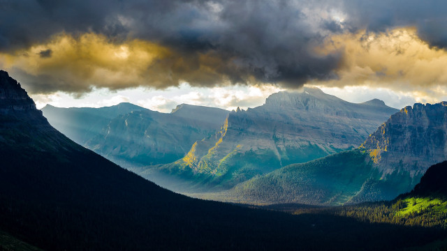 Mountain range cloudy sky valley free wallpaper - medium preview image