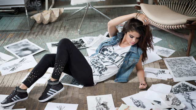 Woman papers drawings fashion photoshoot free wallpaper - medium preview image