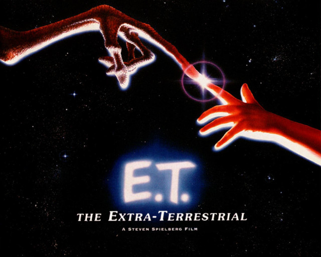 Extra terrestrial movie poster hand free wallpaper - medium preview image