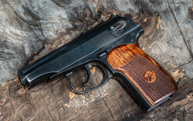 Wooden gun bronze sculpture cobra free wallpaper - medium preview image