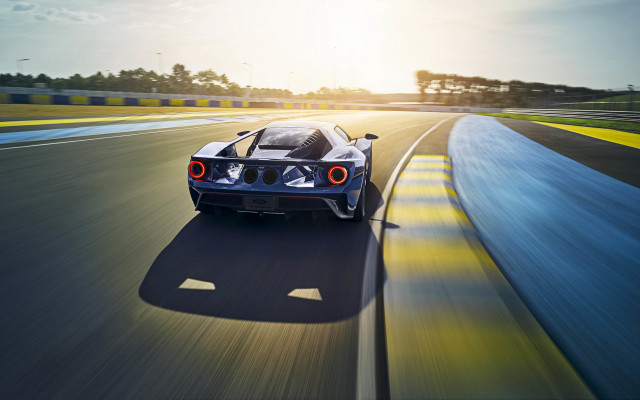 Blue sports car race track #19 free wallpaper - medium preview image