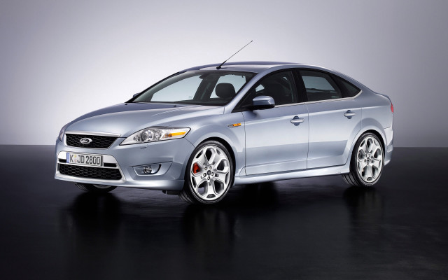 Silver car studio vehicle rendering free wallpaper - medium preview image