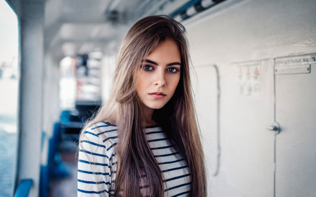 Train car portrait eszter mattioni free wallpaper - medium preview image