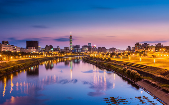 River city night lights bridge #5 free wallpaper - medium preview image